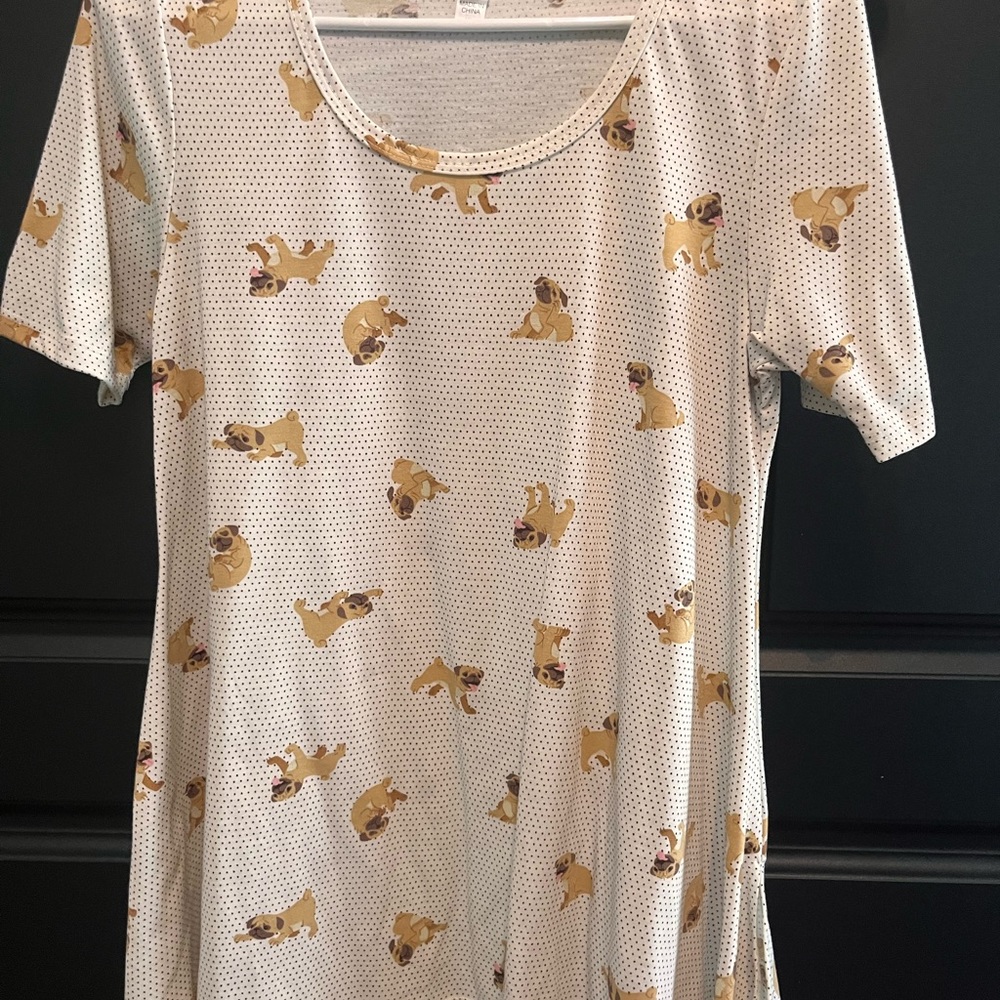 XS Lularoe tshirt w pups! Never worn!